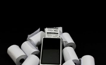 تفاوت کاغذ حرارتی ۵۷ میلیمتری و ۸۰ میلیمتری | کدام برای کارتخوان بهتر است؟ پس از تهیه و نصب دستگاه کارتخوان، یکی از نیازهای حیاتی تأمین "رول کارتخوان رایگان" برای عملکرد بیوقفه این دستگاههاست.